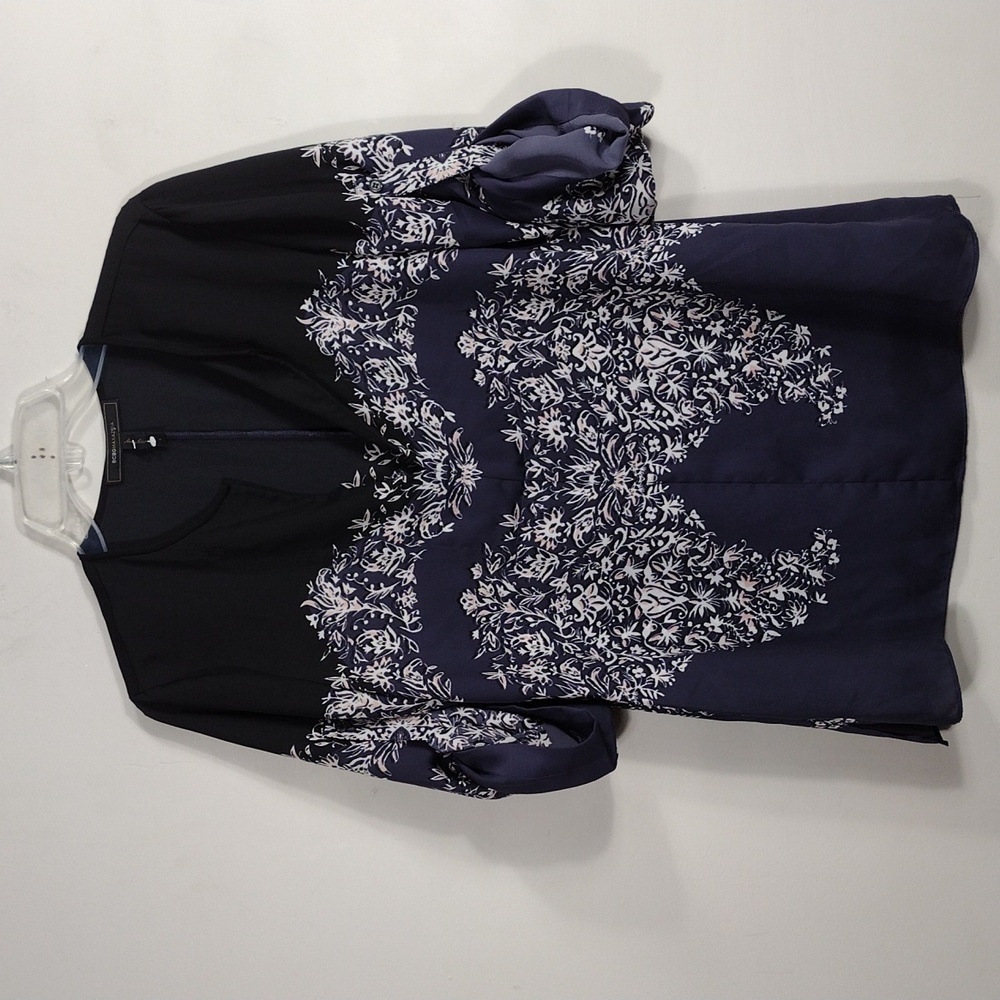 BCBG Max Azria Haidi Long Sleeve Silky Print Maternity Top size Small